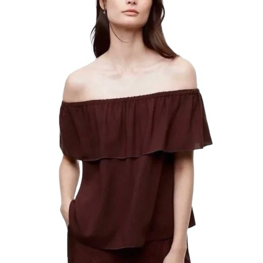 Aritzia Wilfred Promener off the shoulder blouse - Picture 2 of 7